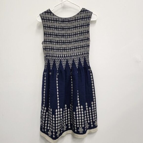 Max Studio Womens Fit & Flare Dress XS Navy Printed Smocked Sleeveless BOHO - Picture 3 of 8